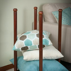 Pillow Tower - Mahogany - Products