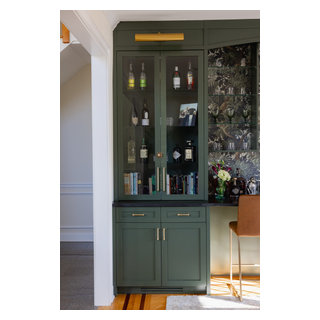 Easton Estate - Transitional - Home Bar - Bridgeport - by Dominique ...