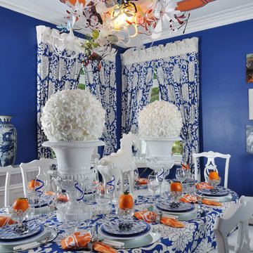 COLORFUL DINING ROOM