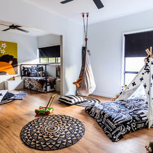 Main Floor Extra Room/bedroom