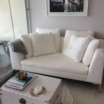 MEGAN STYLE - MODERN ITALIAN LOOK - CUSTOM SECTIONAL SOFA