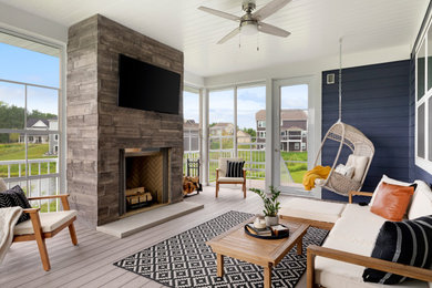 Inspiration for a timeless porch remodel in Minneapolis