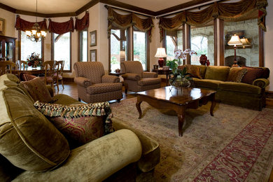 Inspiration for a timeless living room remodel in Dallas