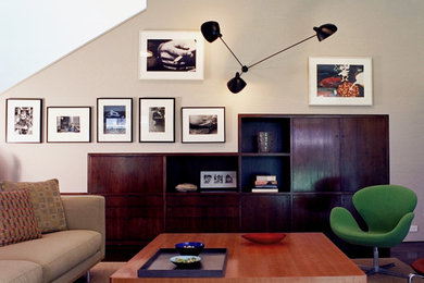 Family room - contemporary family room idea in Chicago
