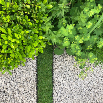 Chiswick triangular garden