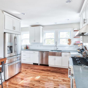 Large L-Shaped Kitchen