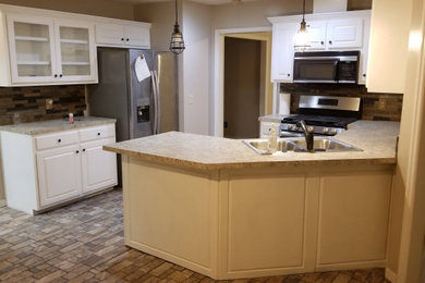 Kitchen - kitchen idea in Atlanta