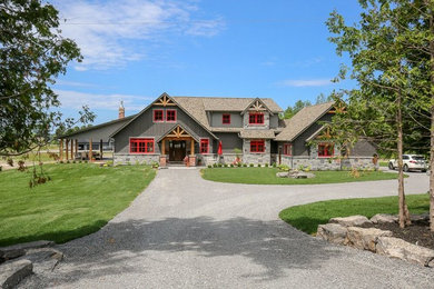 Home design - rustic home design idea in Toronto