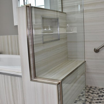 Master Bath - Vinecut Dune