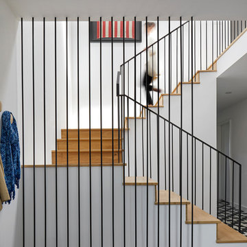 OWL House, Foyer