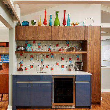 Retro Meets Trend-Forward Meets Sensibility - Mid Century Modern Art-Inspired Lu