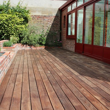 Muret et Jardinières en brique - Terrasse bois Grad Thermofrêne