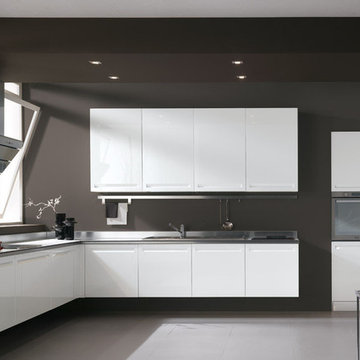 Modern Kitchen by Spar, Italy