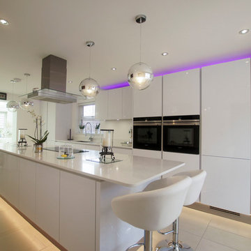 White High Gloss Hacker German Kitchen