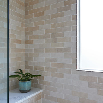 Arched Serenity Shower