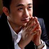George Liu's photo