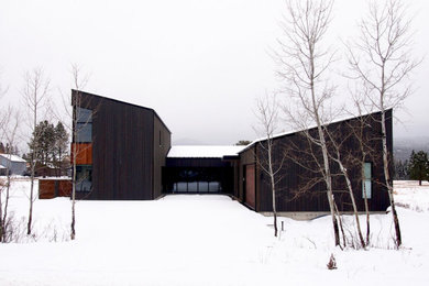 Minimalist exterior home photo in Other