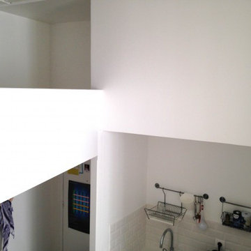 WHITE STUDIO