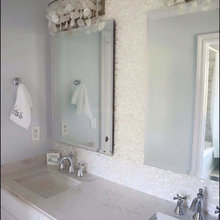 riley's bathroom