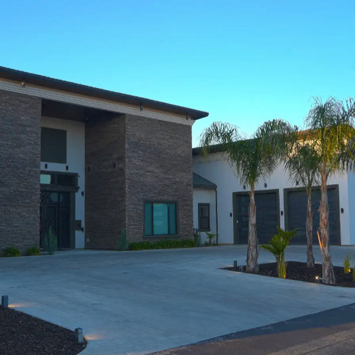 Inspiration for an exterior home remodel in Sacramento