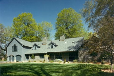Inspiration for a transitional home design remodel in New York
