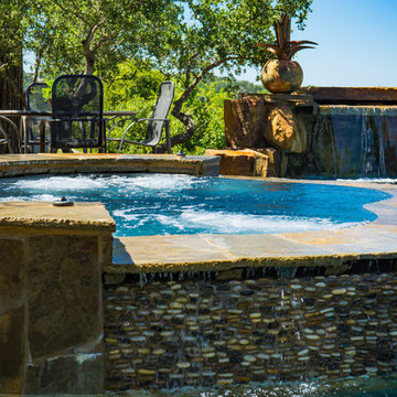 Faux Edge Pool In Sisterdale, TX
