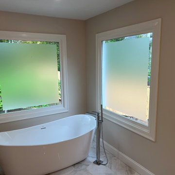 Wellesley Master Bath — Frosted Privacy Windows with Clear Border & Low Iron Ste