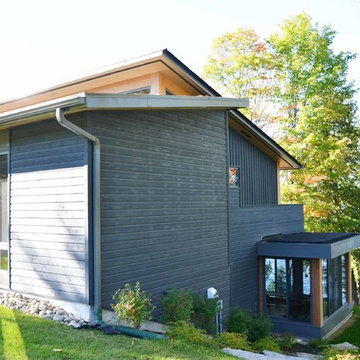 Floor to Ceiling Windows & Lake Views