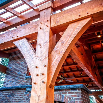 Outdoor Kitchen & Entertainment Patio