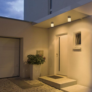 Exterior Home Lighting