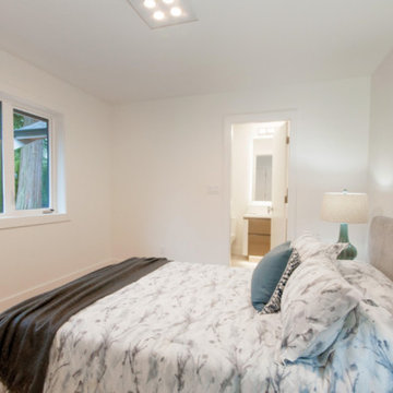 Staging - 5235 Headland Drive