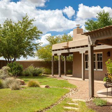 Galisteo River House
