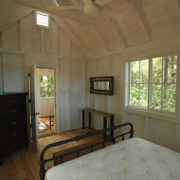 Retaining Original Charm-Bunkie Rebuild on Stoney Lake