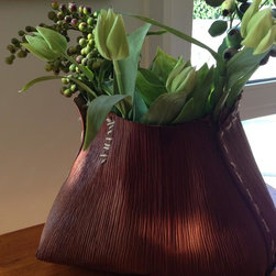 FINISHING TOUCHES - Accessories and Decor