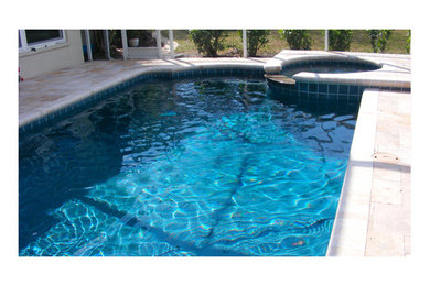 Design ideas for a swimming pool in San Diego.