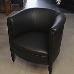 Fauteuils 1925 en cuir noir - Armchairs And Accent Chairs