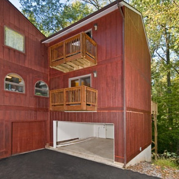 Contemporary Home in Annandale Adds Private Home Office and Den