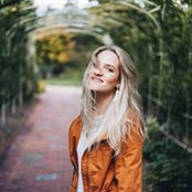 Elise Bennett's photo