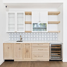 Bar And Kitchenette