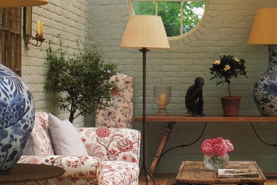 Example of a classic sunroom design in New York