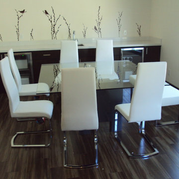 Picasso Dining Table, Becky Chairs, Lira Bench