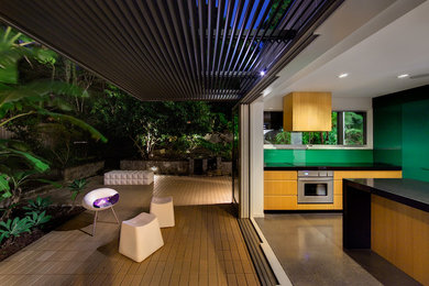 Inspiration for a mid-sized contemporary home design in Sydney.