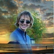 Larisa Alex's photo