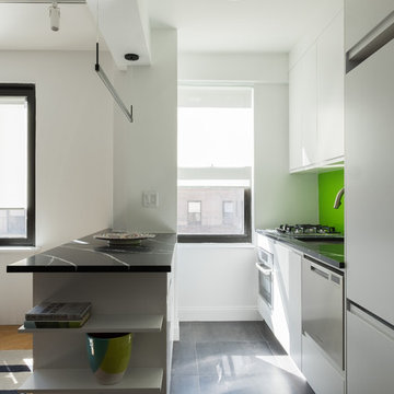 Green Kitchen, Blue Bathroom