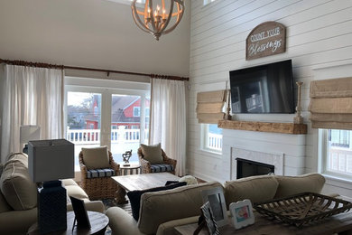 Example of a beach style home design design in Philadelphia