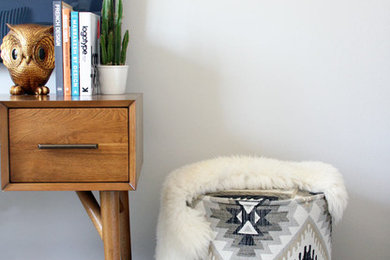 Bedroom - mid-sized 1950s guest carpeted bedroom idea in San Diego with gray walls and no fireplace