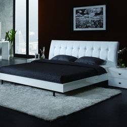 Venus - Lily - Beds