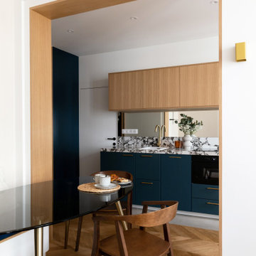 De bureau à appartement feutré, 52 m2 à Paris