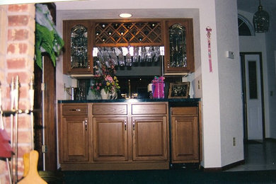 Inspiration for a home bar remodel in St Louis