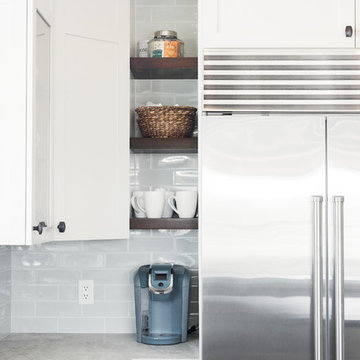 Pierpont Classic Coastal Kitchen